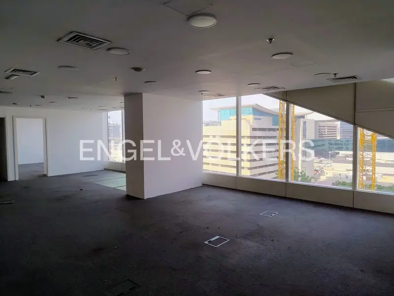 Premium Office Space | Spacious | Close to the Metro