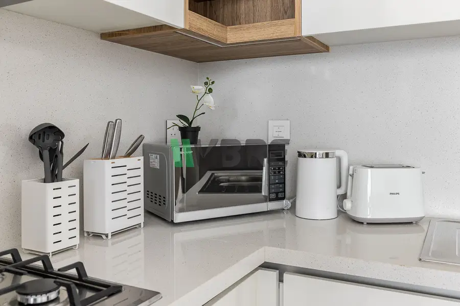 Furnished | City View | High Floor