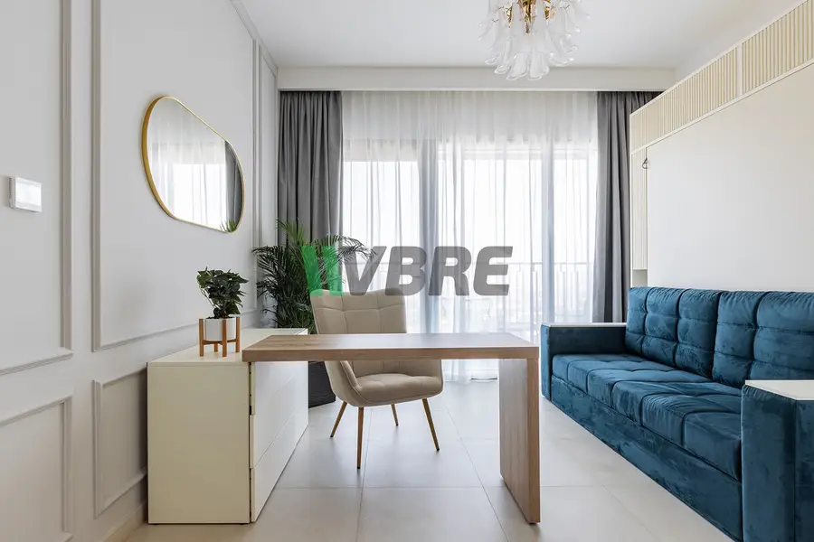 Furnished | City View | High Floor