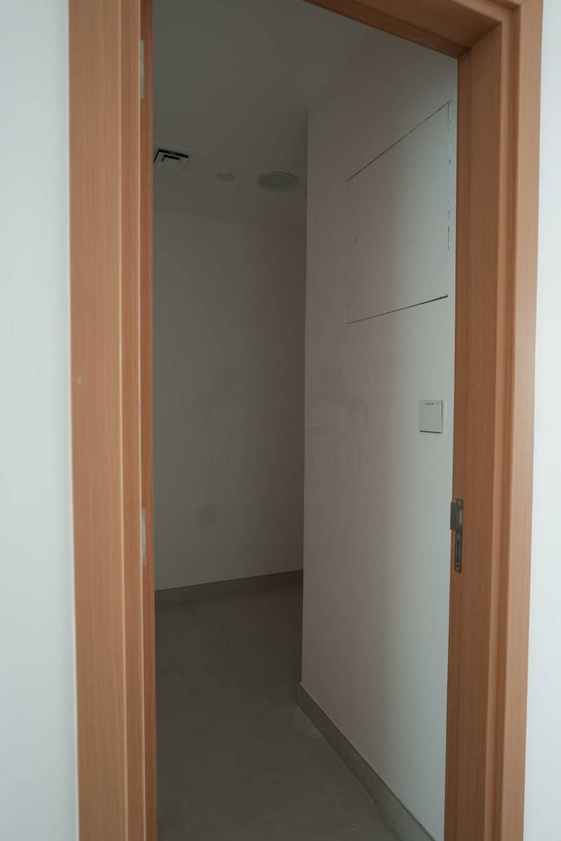 4 ART02694. JPG