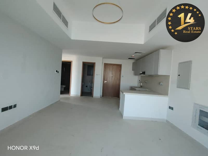 7 WhatsApp Image 2026-10-19 at 14.34. 00. jpeg