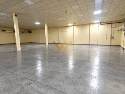 Warehouse for Rent in Umm Ramool, Dubai - Fitted Warehouse | Chiller Equipped Warehouse for Rent in Umm Ramool, Dubai - Fitted Warehouse | Chiller Equipped