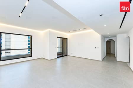 3 Bedroom Apartment for Sale in Jumeirah Beach Residence (JBR), Dubai - 3br Plus Maids | High Floor | Upgraded | Vacant
