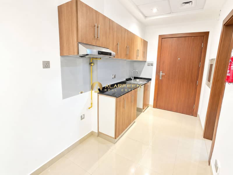 3 Bright Modern Galley Kitchen Corridor. png