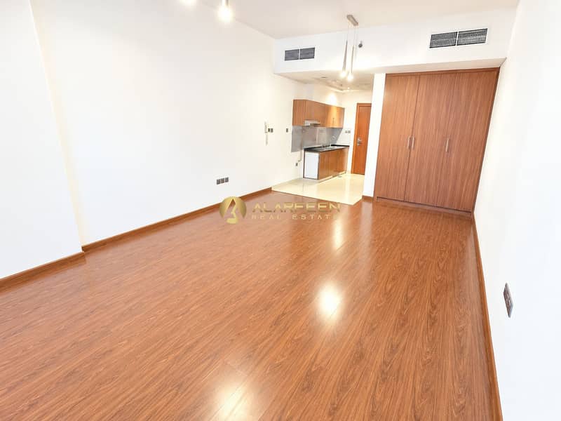 4 Bright Modern Studio Apartment Interior. png