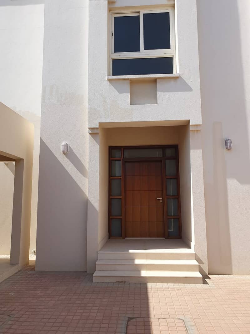 Spacious 4BR villas in barashi rent just 80k in 4 payment