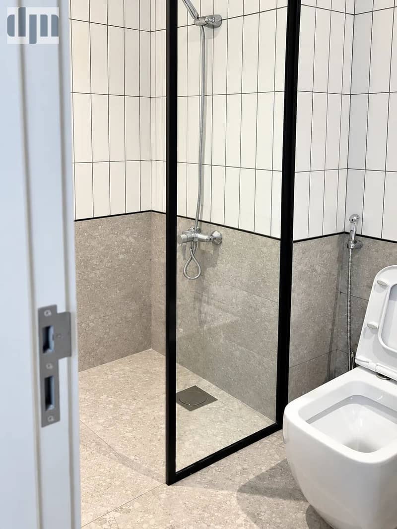 7 Image 7