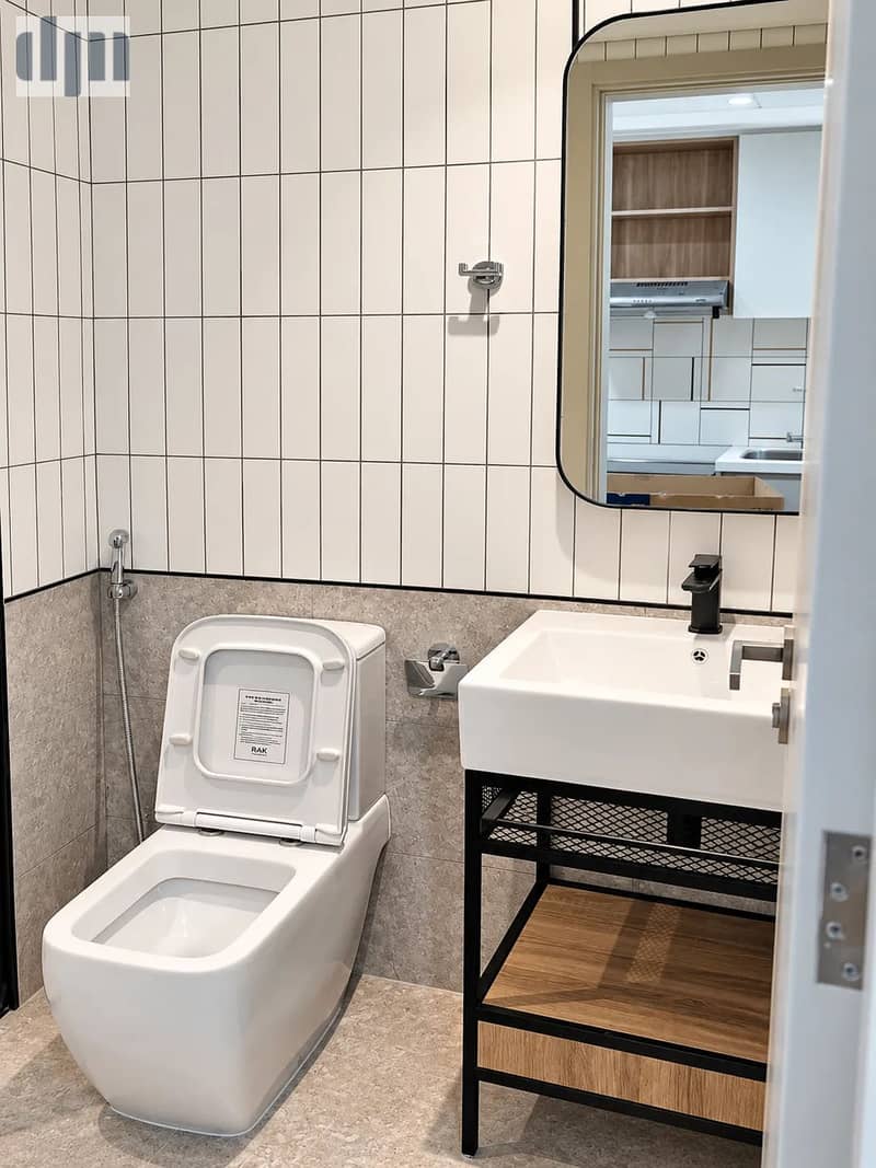 8 Image 8