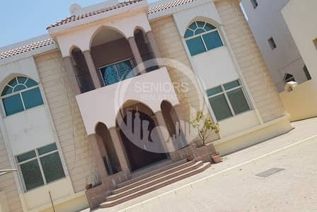 Lovely 7 Bedroom Villa in Al Maqtaa Area Lovely 7 Bedroom Villa in Al Maqtaa Area