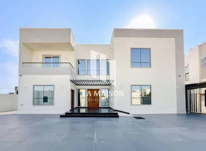 Villa de 6 chambres à à vendre à Al Shamkha, Abu Dhabi - WhatsApp Image 2026-10-19 at 2.49. 21 PM. jpeg Villa de 6 chambres à à vendre à Al Shamkha, Abu Dhabi - WhatsApp Image 2026-10-19 at 2.49. 21 PM. jpeg