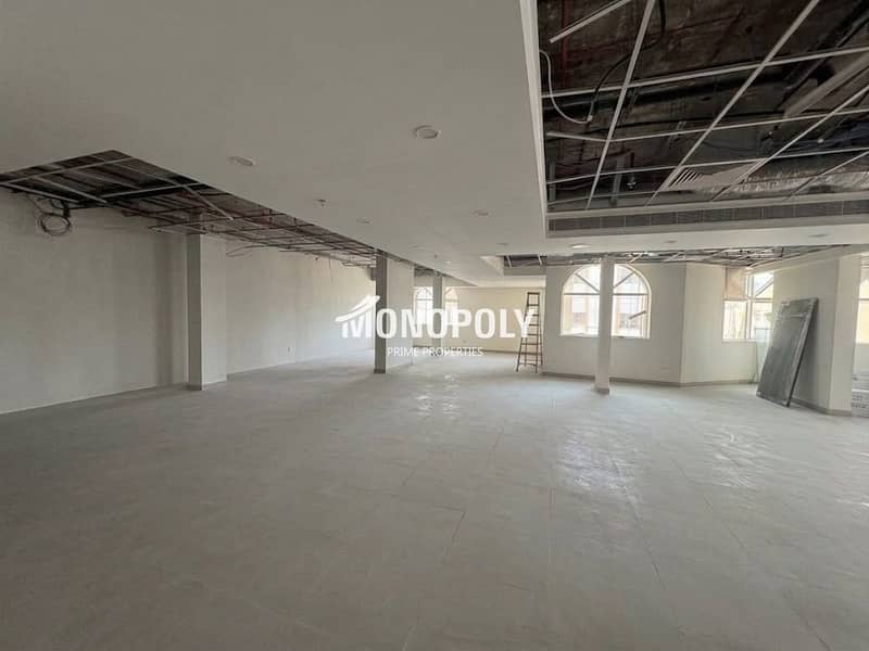 4 0ea012dd-ecc8-4dda-b513-b6bd6e671b8a. jpg