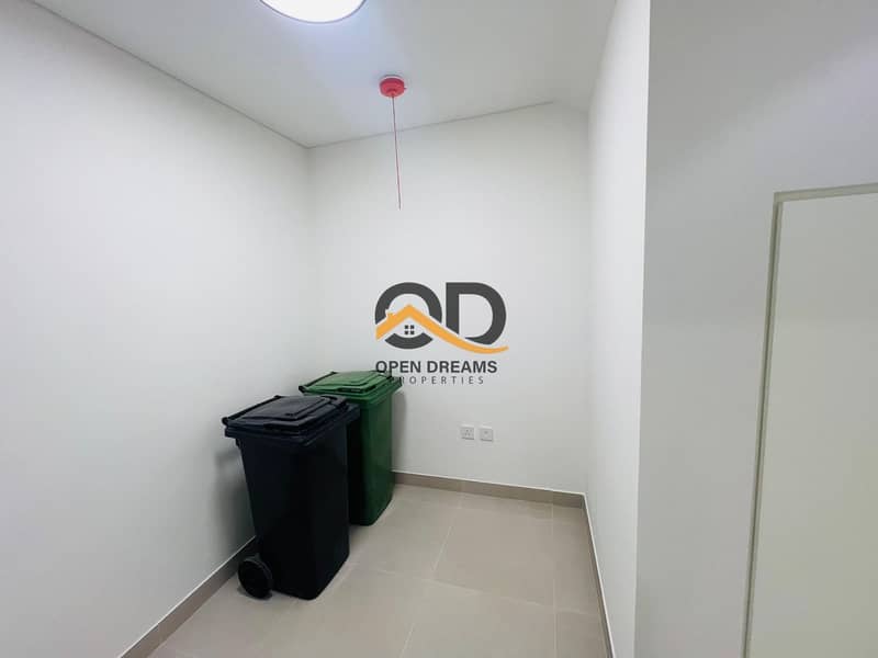 6 cceb743f-e2cc-42eb-b494-2534157faec3. jpg