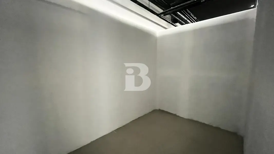 Semi-Furnished Office for Rent | DIP 1