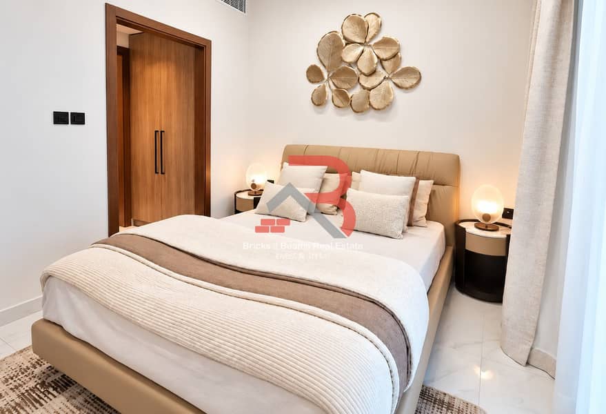 5 Warm Neutral Modern Bedroom. png