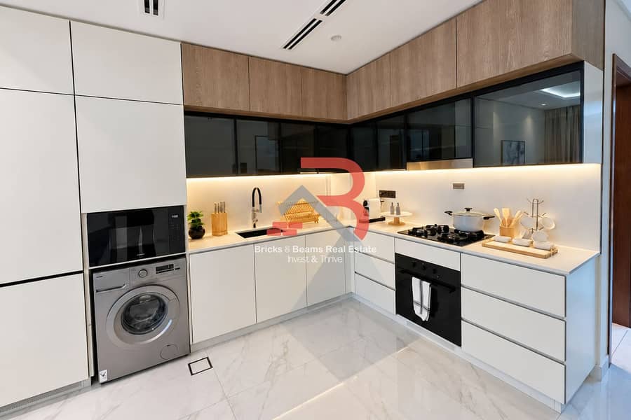 6 Modern Minimalist L-Shaped Kitchen. png