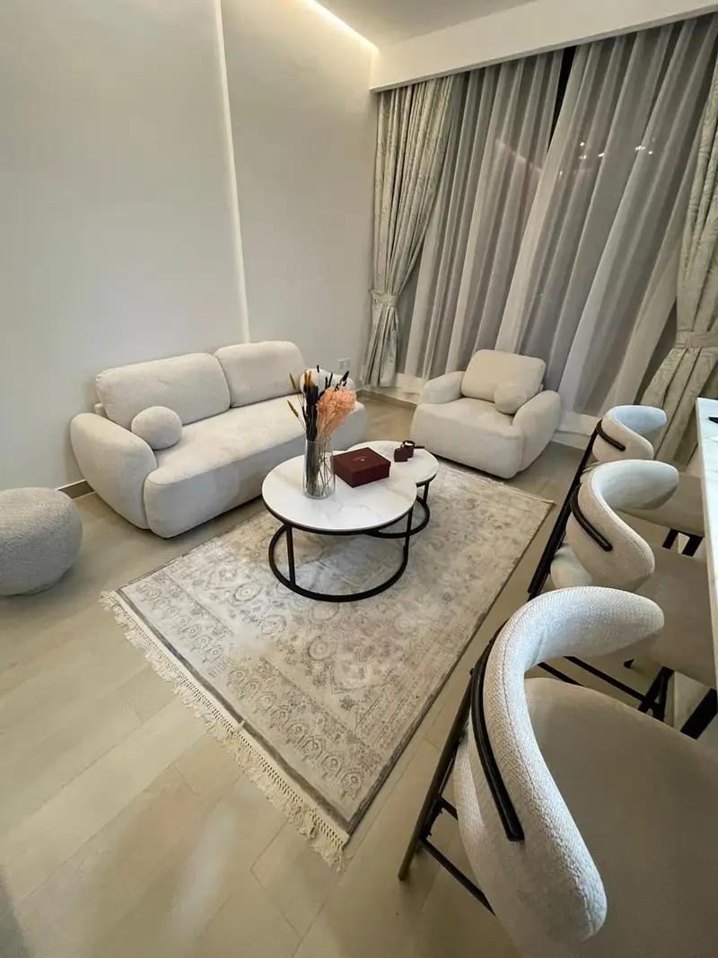 Fully Furnished | High Floor | Contemporary 1BR