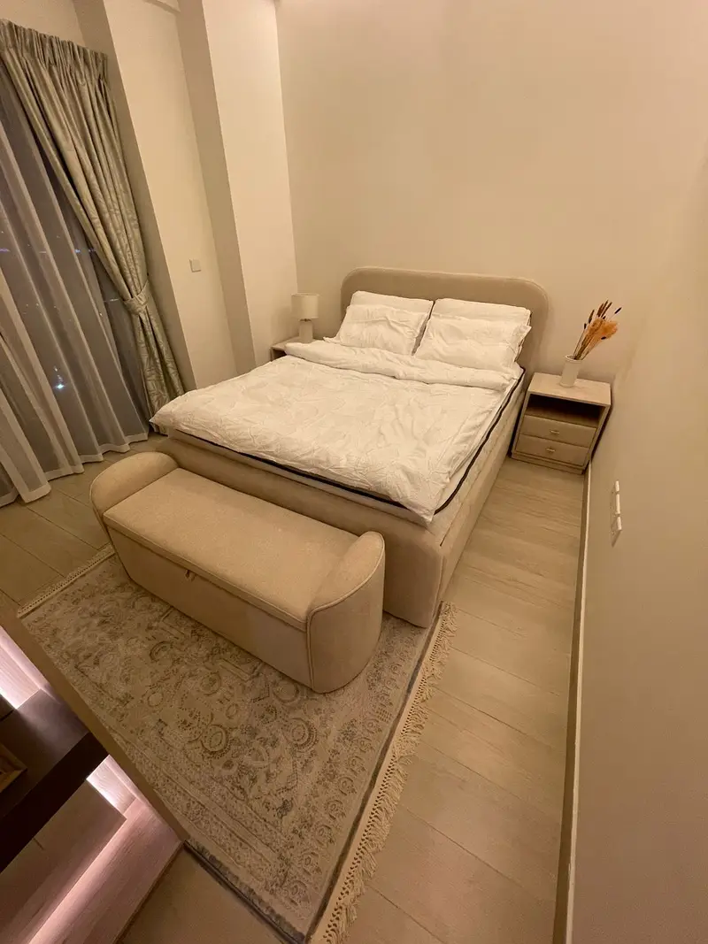 Fully Furnished | High Floor | Contemporary 1BR