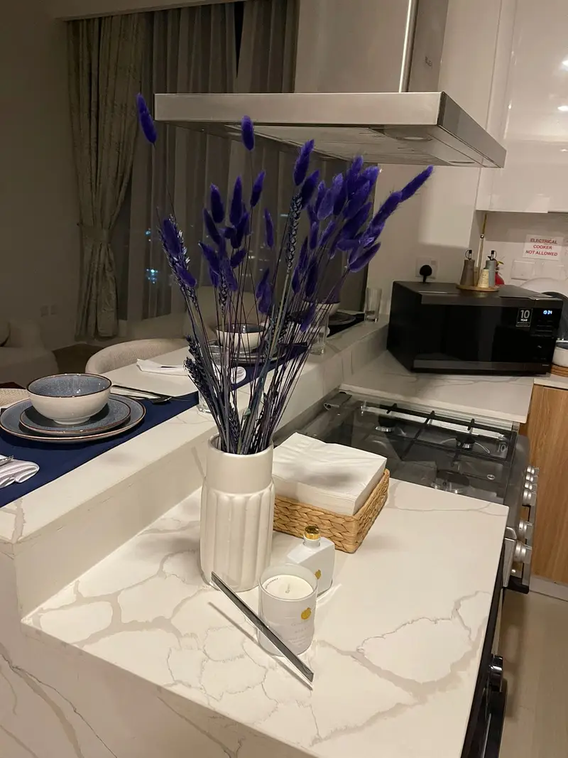 Fully Furnished | High Floor | Contemporary 1BR
