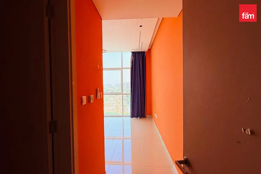 Maids | 2 Parkings | Villa View | Vacant