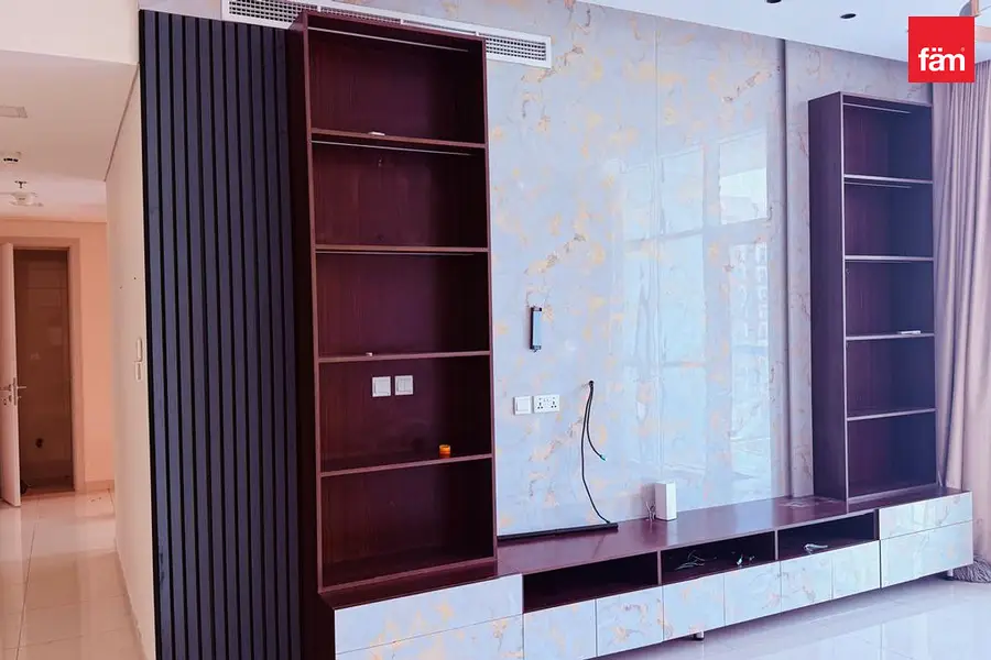 Maids | 2 Parkings | Villa View | Vacant