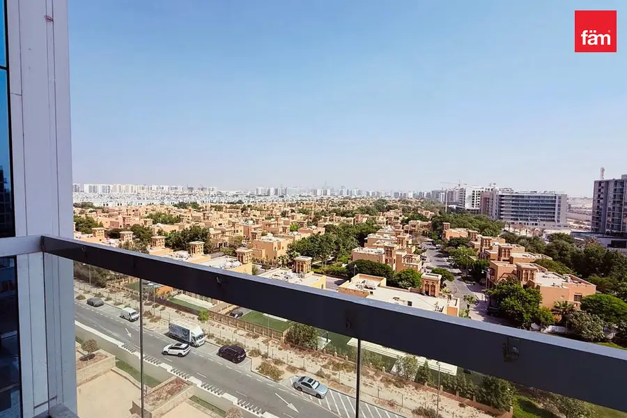 Maids | 2 Parkings | Villa View | Vacant