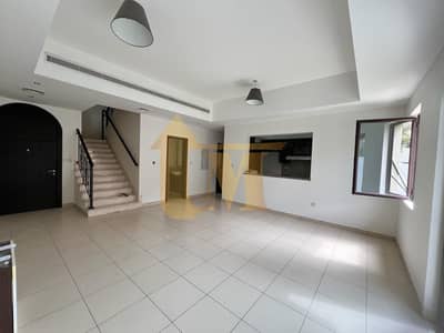 4 habitaciones Villa para en Alquiler en Reem, Dubai - WhatsApp Image 2026-10-12 at 16.40. 42 (1). jpeg 4 habitaciones Villa para en Alquiler en Reem, Dubai - WhatsApp Image 2026-10-12 at 16.40. 42 (1). jpeg