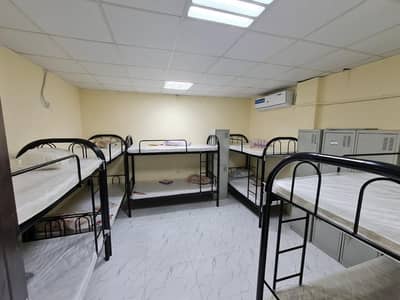 سكن عمال  للايجار في مصفح، أبوظبي - 1 (6). jpeg