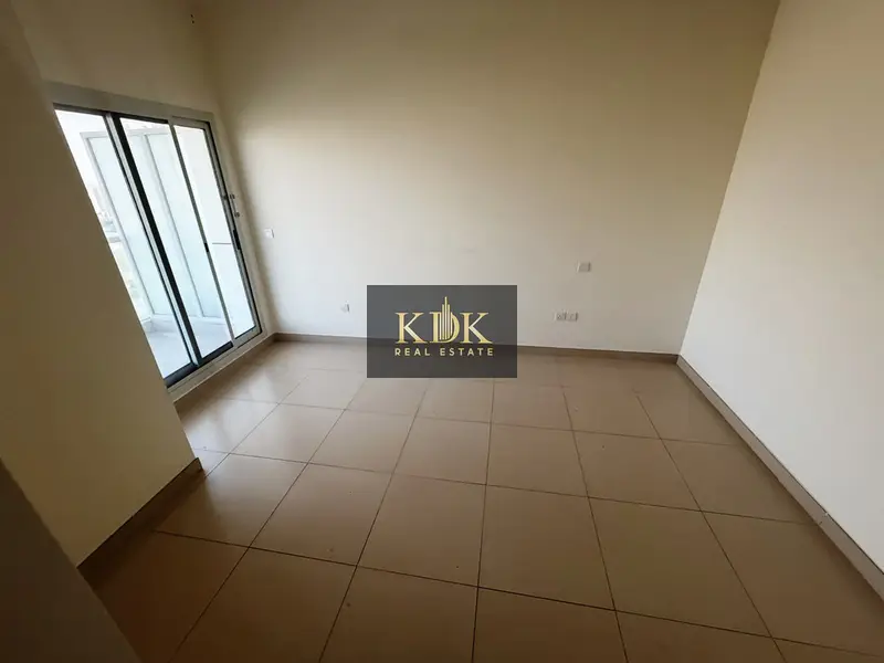 2BR Apartment | Stadium & Downtown Views | Balcony