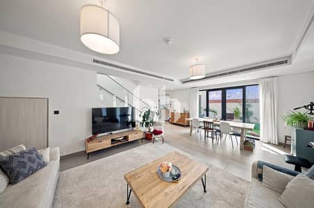 5 habitaciones Villa para en Venta en Yas Island, Abu Dhabi - images image img