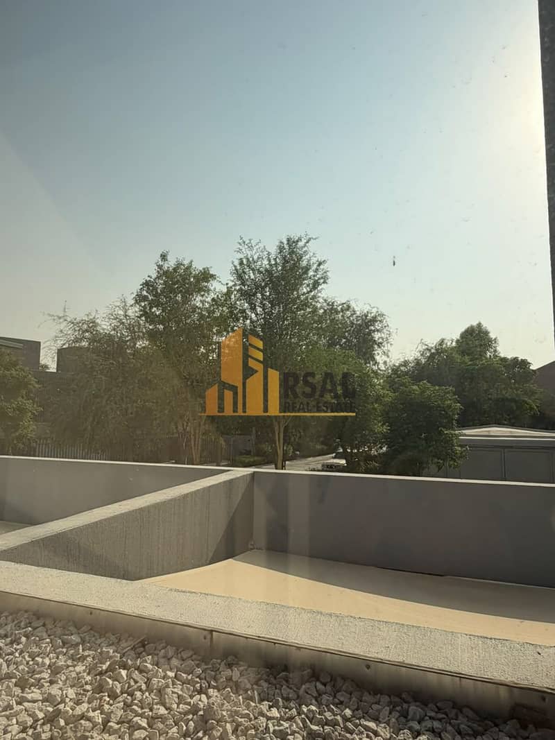 22 267321. jpg