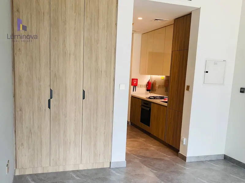 Bright Studio | Community View | City Vibe
