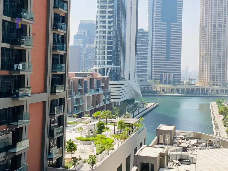 Bright Studio | Community View | City Vibe