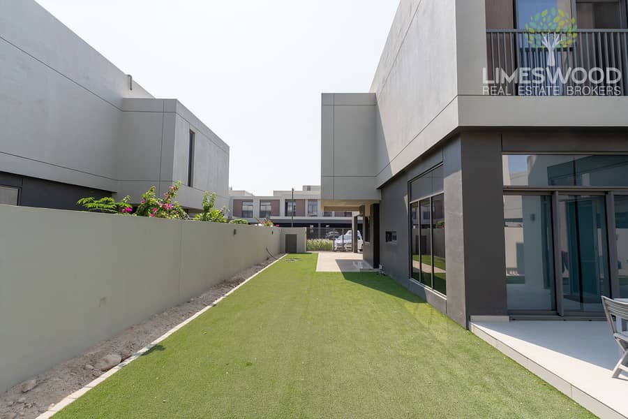3 2. jpg