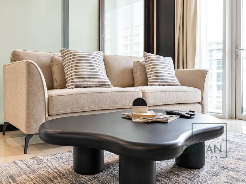 5 Modern Neutral Living Room Retreat. png