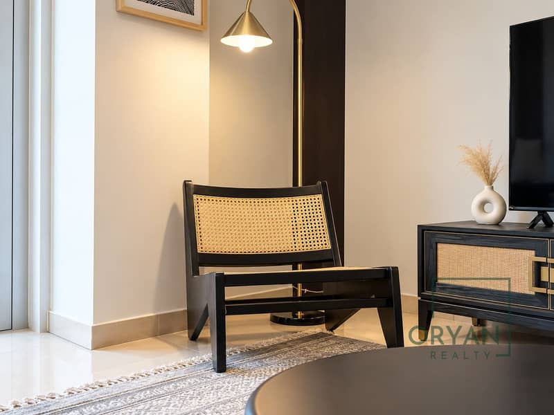 6 Cozy Minimalist Lounge Corner. png