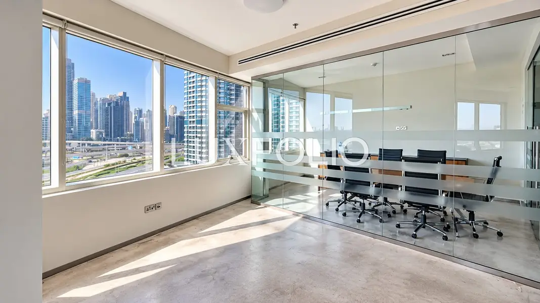 Fully Fitted | Furnished | Sea View | Vacant