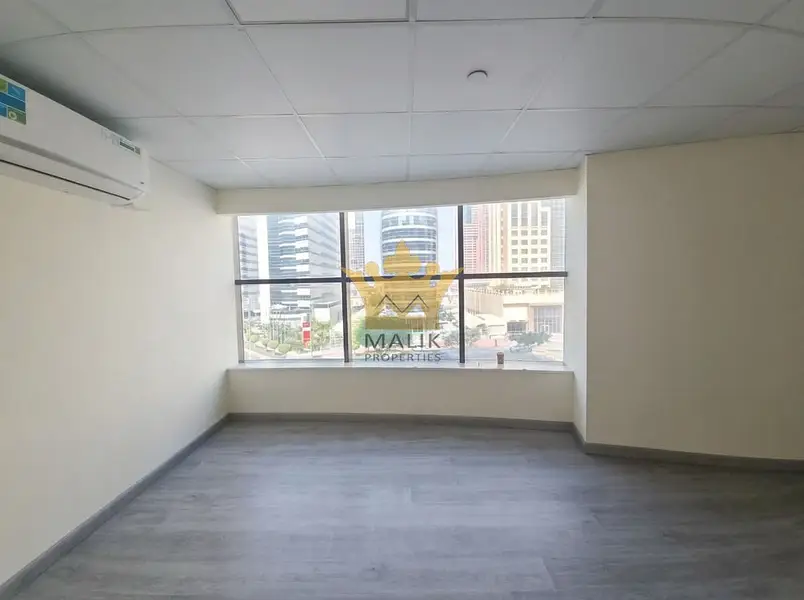 DEWA/Chiller Free | Spacious Fitted office | Ready To Move