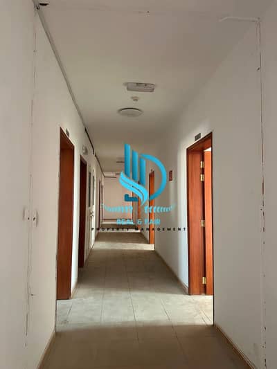 مبنى سكني 9 غرف نوم للايجار في الصجعة، الشارقة - WhatsApp Image 2026-10-19 at 4.17. 44 PM (2). jpeg مبنى سكني 9 غرف نوم للايجار في الصجعة، الشارقة - WhatsApp Image 2026-10-19 at 4.17. 44 PM (2). jpeg