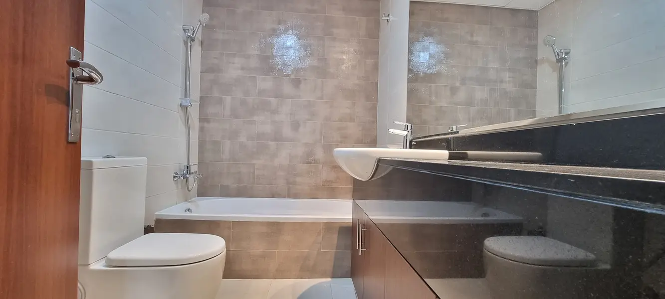 CHILLER FREE - 3 BHK - POOL & GYM- OUDMETHA