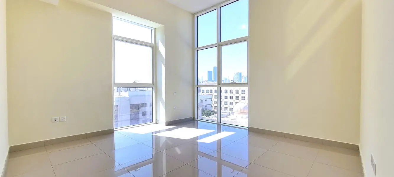CHILLER FREE - 3 BHK - POOL & GYM- OUDMETHA