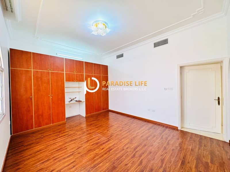 8 5bhk (9). jpeg