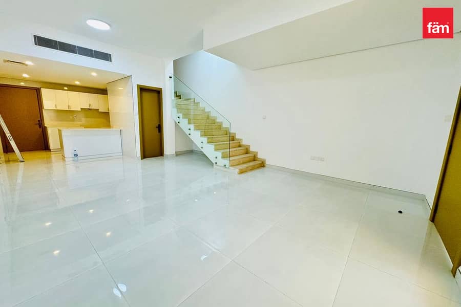 Maison de ville à Jumeirah Village Circle (JVC),JVC District 15,Lotus Park, 3 chambres, 144999 AED - 16910365 Maison de ville à Jumeirah Village Circle (JVC),JVC District 15,Lotus Park, 3 chambres, 144999 AED - 16910365