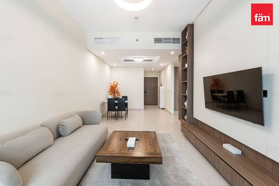 Luxury Living | Furnished | Spacious Layout Luxury Living | Furnished | Spacious Layout