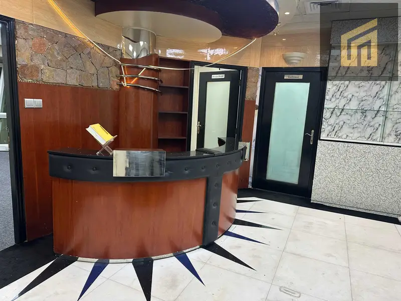 Fully Fitted Office | Vacant | Near Metro | Prime Oud Metha Location