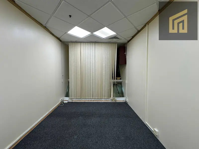 Fully Fitted Office | Vacant | Near Metro | Prime Oud Metha Location