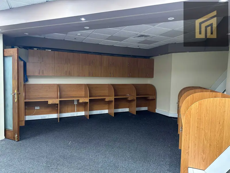 Fully Fitted Office | Vacant | Near Metro | Prime Oud Metha Location