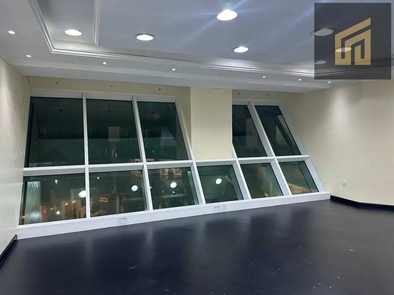 Fully Fitted Office | Vacant | Near Metro | Prime Oud Metha Location