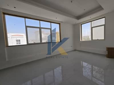 فیلا 5 غرف نوم للايجار في حوشي، الشارقة - IMG-20260928-WA0043. jpg فیلا 5 غرف نوم للايجار في حوشي، الشارقة - IMG-20260928-WA0043. jpg