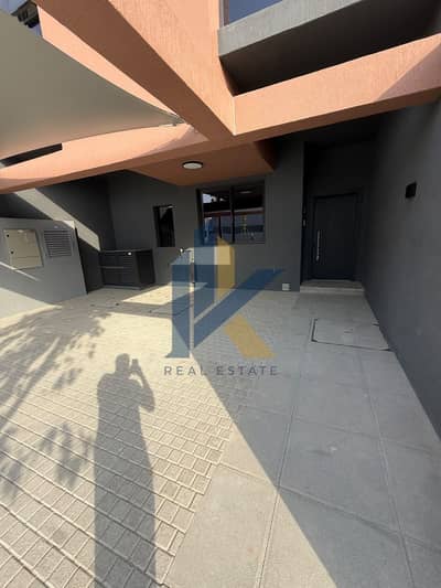 4 Bedroom Townhouse for Rent in Tilal City, Sharjah - DE8E4FDD-5F0D-4395-8F08-013D9D618C2E. jpg 4 Bedroom Townhouse for Rent in Tilal City, Sharjah - DE8E4FDD-5F0D-4395-8F08-013D9D618C2E. jpg