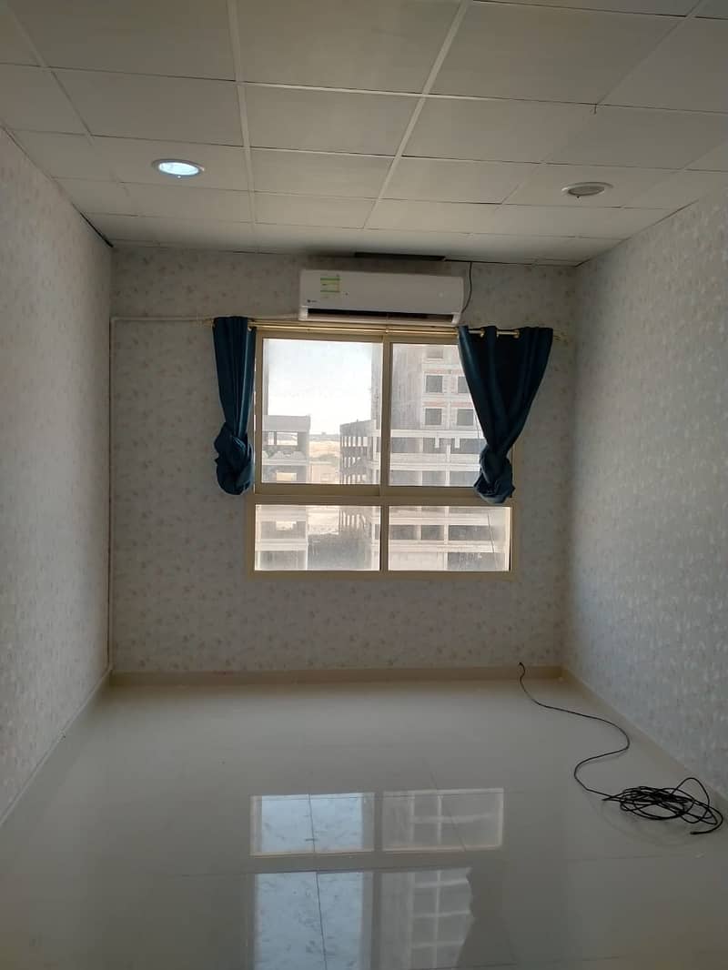 شقة في برج إم أر،مدينة الإمارات‬ 8000 درهم - 4521827